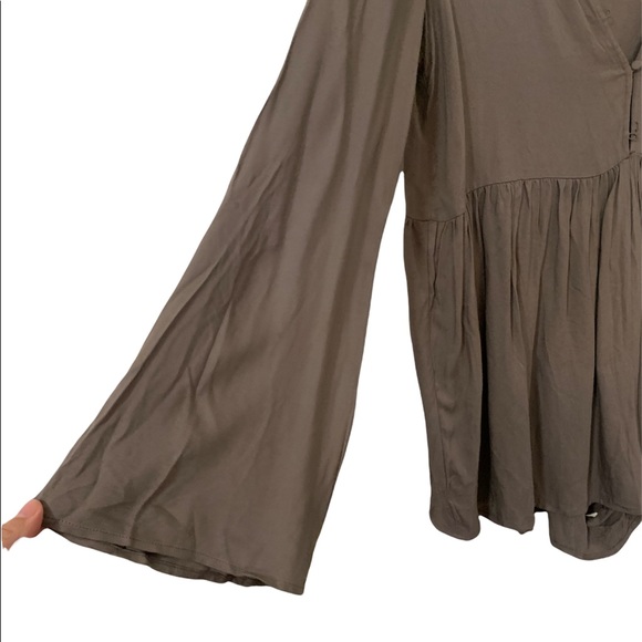 NWT Tobi Long Sleeve Romper size large - Picture 4 of 6